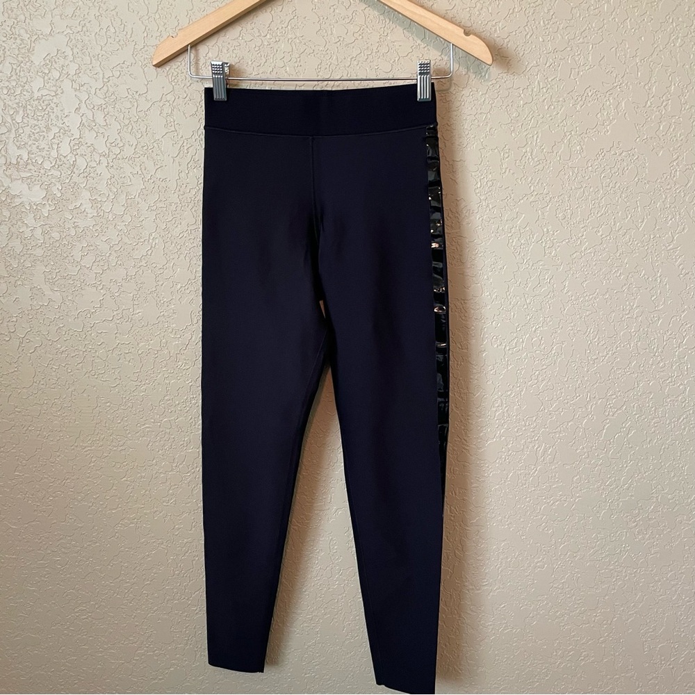 Like New Ultracor Leggings